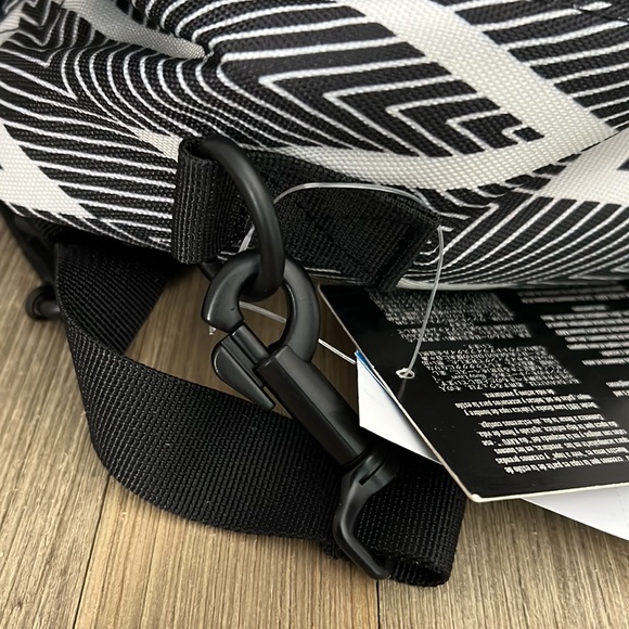 Kavu Lunch box - NEW - Picture 7 of 10